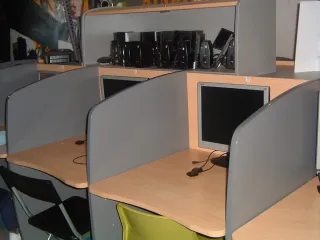 Mueble oficina call center Actiu