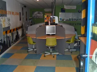 Mueble oficina call center Actiu