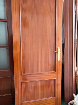 Puertas de madera maciza