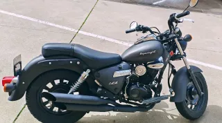 Keeway Superlight 125cc - 8.500 km