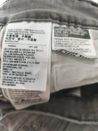 Levi's Jeans mujer Talla 23x34 Gris