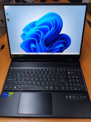 Acer Predator Helios Neo 16 PNH-16-71-76XV