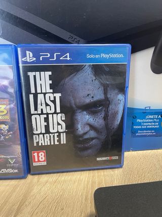 PS4 Slim 1TB + Dualshock + 2 Juegos