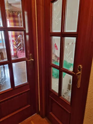 OFERTA. 2 Puertas Madera y Cristal TODO25€