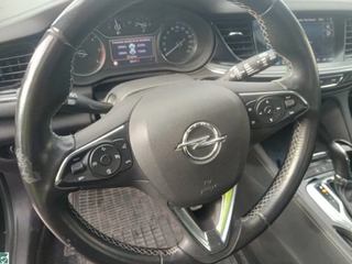 SIN ENTRADA! Opel Insignia DIESEL AUTOMÁTICO