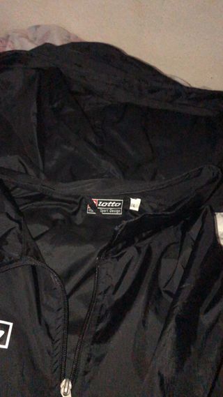 Chubasquero Cortavientos Lotto Negro