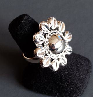 Anillo Plata Diseño Floral Bolitas ajustable