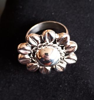 Anillo Plata Diseño Floral Bolitas ajustable