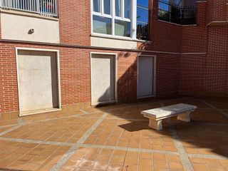 Local comercial en venta en Hervencias en Ávila