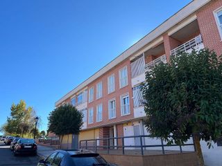 Local comercial en venta en Hervencias en Ávila