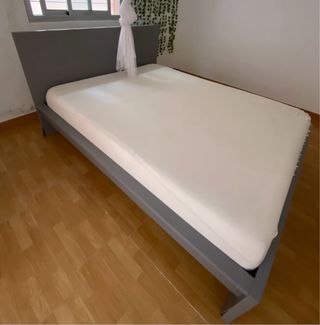 Cama Ikea MALM 160x200 con colchones