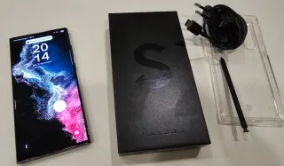 Samsung Galaxy S22 Ultra 128GB + Accessori