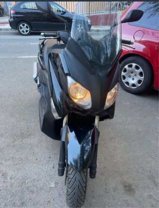 Yamaha XMAX 125cc Negra