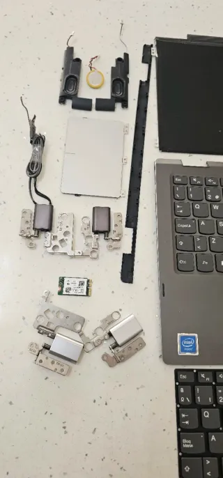 Piezas Lenovo 330-11 IGM