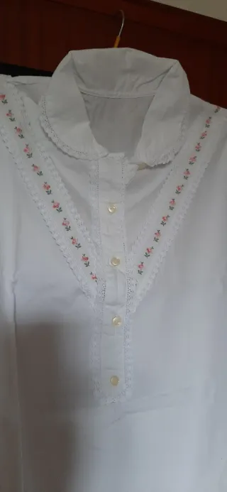 Camicia da notte vintage con pizzo e rose