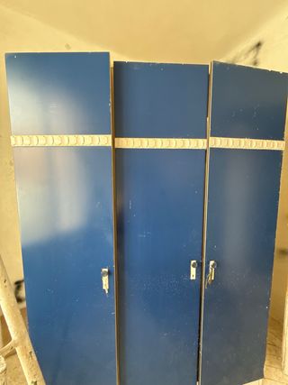 Armario vintage azul y beige