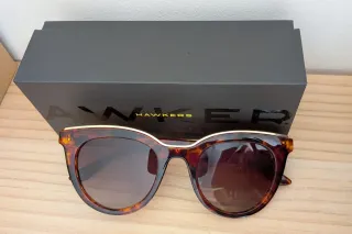 Gafas de sol Hawkers mujer.