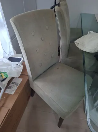 Sillas de Comedor Tapizadas se regalan las 6