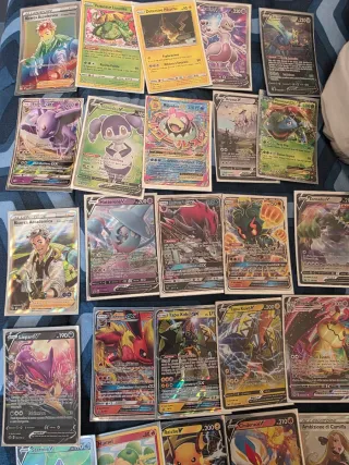 Carte Pokémon V, VMAX, GX e Allenatore