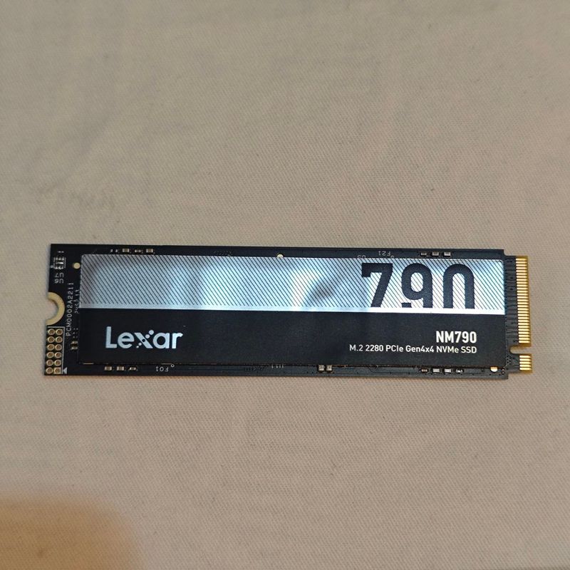 Lexar NM790 8TB SSD M.2 Nuevo