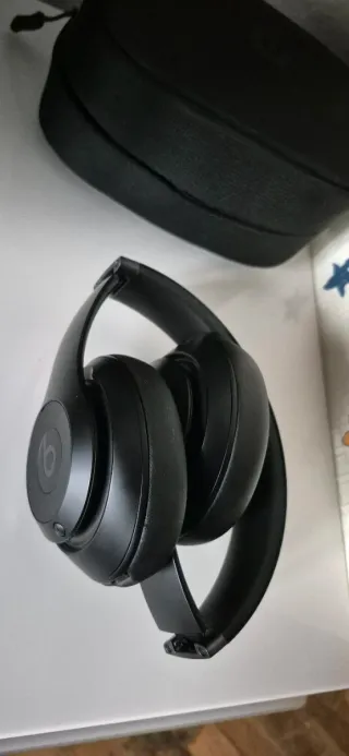 Beats Studio Pro Auriculares Inalámbricos Negros