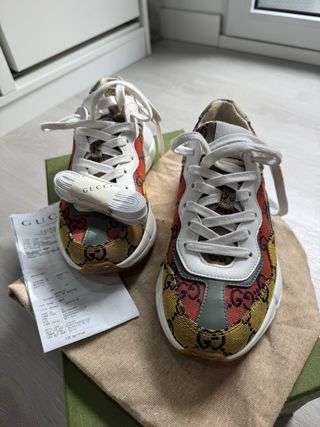 Zapatillas Gucci Beige y Rojo