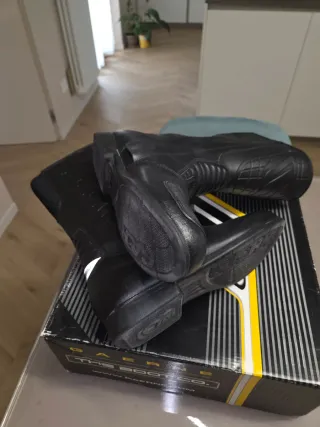 Stivali da moto neri The Boot Co.