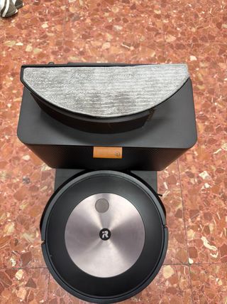 Robot aspirador y friegasuelos Roomba Combo j5+