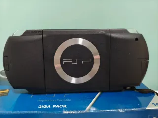 Sony PSP 1004 Giga Pack Negra