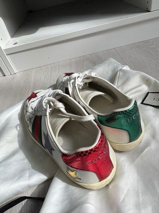 Zapatillas Gucci Blancas con Estrellas Multicolor