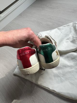 Zapatillas Gucci Blancas con Estrellas Multicolor