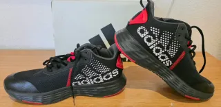 Zapatillas Adidas Talla 40 Negras y Rojas