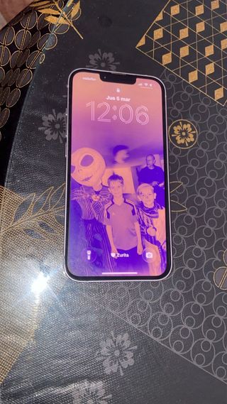 iPhone 14 Plata/Morado