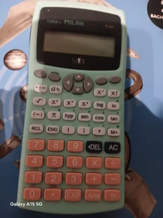 Calculadora MILAN M249 SILVER