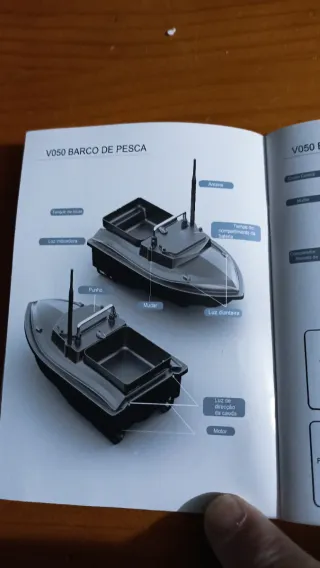 Barco de cebo para pesca