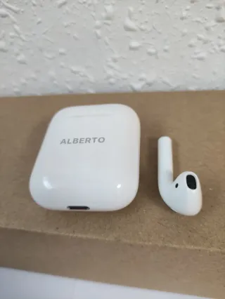 Estuche de carga 2a generación + 1 Airpod.