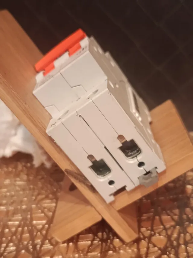 Interruptor magnetotérmico Legrand RX3 C16