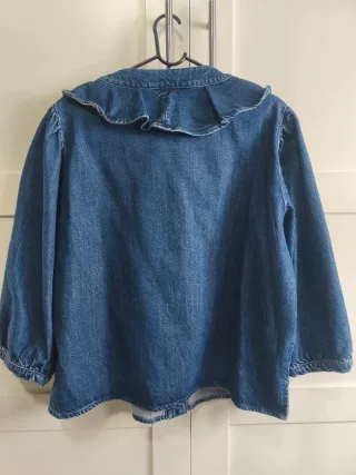 Camisa vaquera Zara volantes talla L