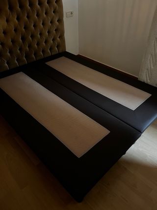 Base tapizada polipiel marrón 150 cm