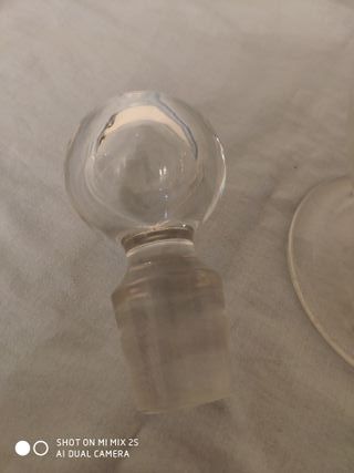 Caraffa in vetro vintage per liquori