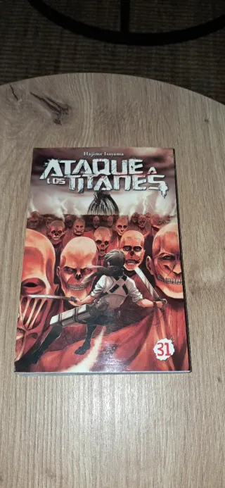 Ataque a los titanes 31