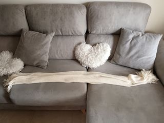 Bufanda de punto blanca con flecos