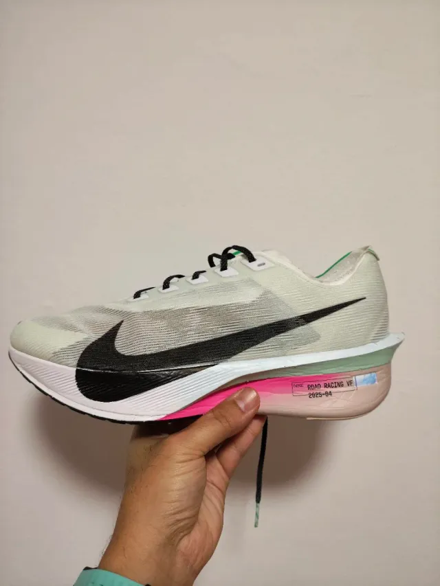 T45,5 Nike Zoom Vaporfly Next% 4