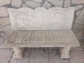 Bancos de piedra decorados (2 unidades)