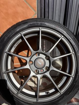 Juego De Llantas Autec Wizard 17”