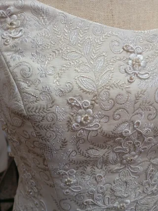 Vestido de Novia blanco roto talla 42