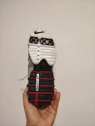 T40 Nike Air Zoom Spiridon Cage 2 plateadas