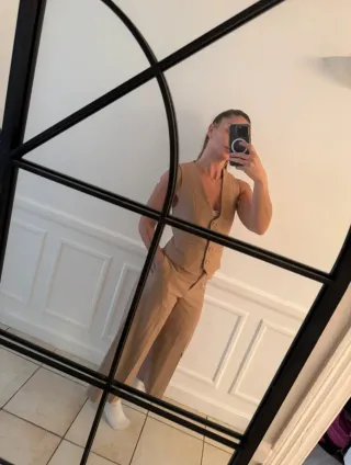 Traje Chaleco y Pantalón Zara XS