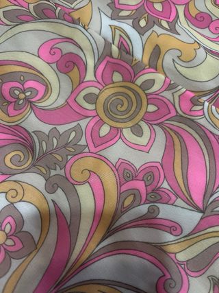 Traje Flamenca Volantes Rosa y Beige