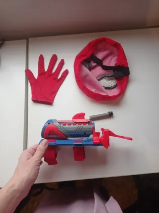 Disfraz Spiderman: Máscara, Guante y Lanzador